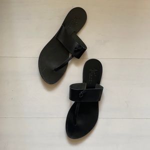 JOIE À LA PLAGE black leather sandals 9